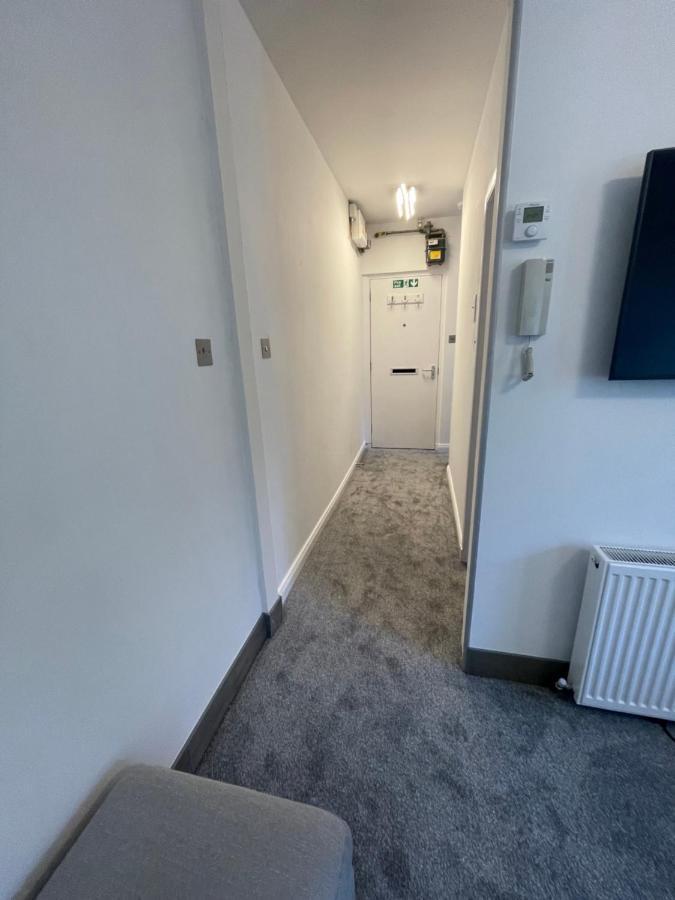 Crown Aros Beag, Ultra City Central 2 Bedroom Apartment With Free Parking Onsite Інвернесс Екстер'єр фото